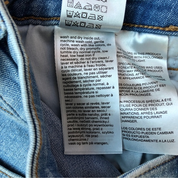 Calvin Klein Jeans High Rise Medium Wash Denim Blue Shorts - Picture 7 of 8